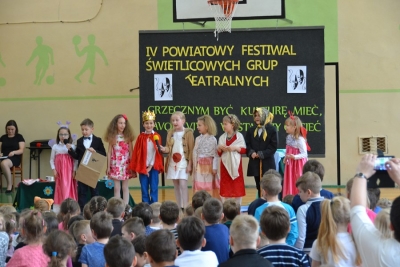 IV POWIATOWY MIĘDZYSZKOLNY FESTIWAL ŚWIETLICOWYCH GRUP TEATRALNYCH W PSP NR 2 W BRZESKU 7